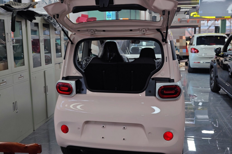 五菱汽车 宏光MINIEV 2024款 第三代 215km 青春版局部细节23