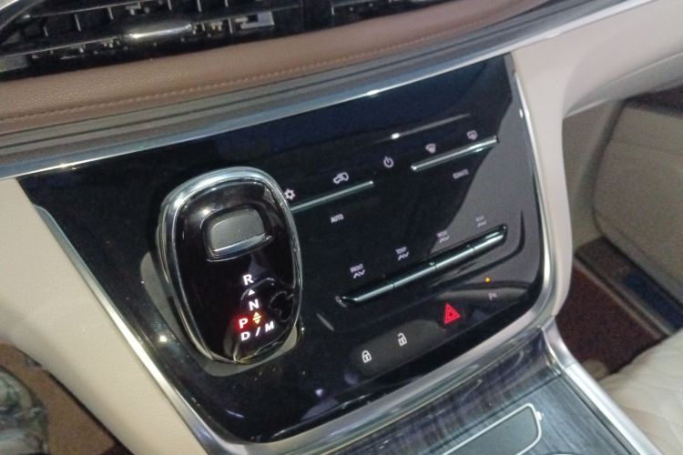 别克GL8 2023款 陆上公务舱 智享型局部细节18