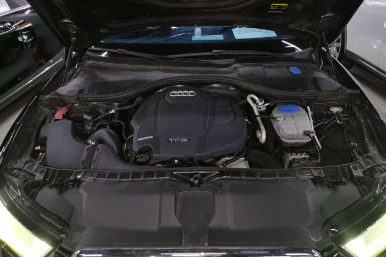 奥迪A6L 2018款 30周年年型 35 TFSI 时尚型局部细节24