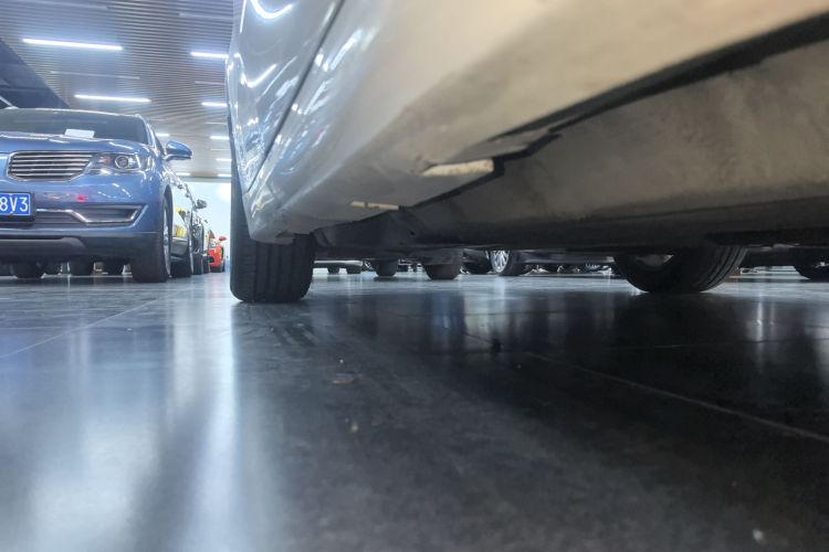 福特 蒙迪欧 2013款 1.5L GTDi180时尚型局部细节9001