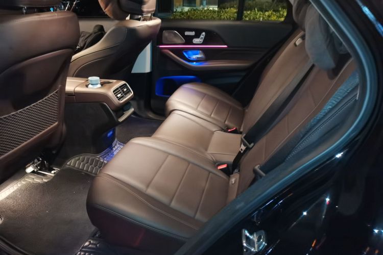 奔驰GLE 2022款 GLE 350 4MATIC 时尚型中控内饰21