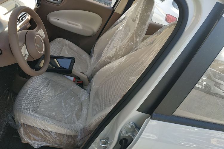 五菱汽车 宏光MINIEV 2025款 四门版 进阶款中控内饰19