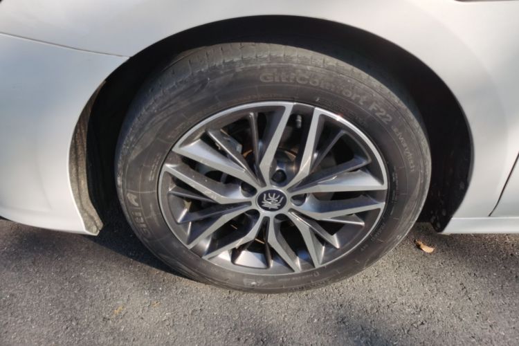 比亚迪 秦PLUS 2021款 DM-i 55KM 旗舰型车身外观6007