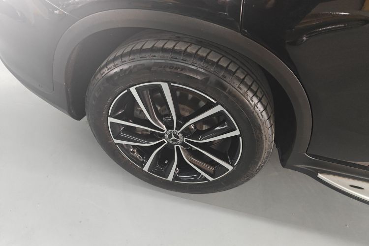奔驰GLC 2020款 改款 GLC 300 L 4MATIC 动感型车身外观6008