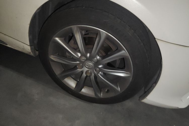 丰田 锐志 2013款 2.5V 尚锐版车身外观10