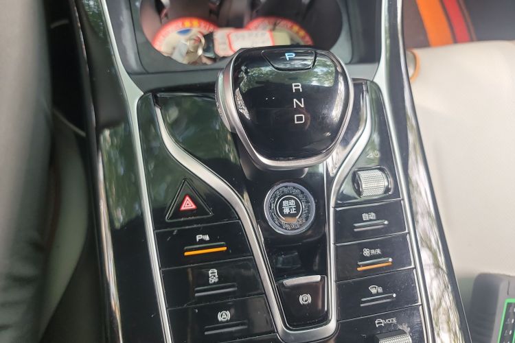 比亚迪 秦PLUS 2024款 荣耀版 EV 420KM领先型局部细节18