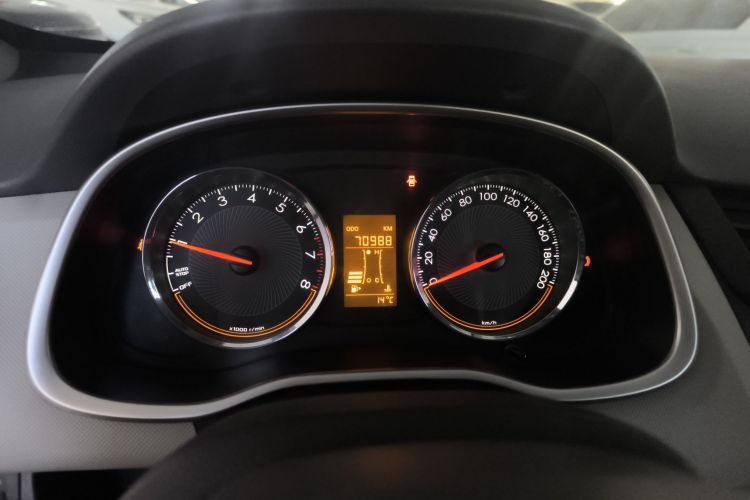 雪佛兰 2015款 赛欧3 1.3L 手动理想版中控内饰14