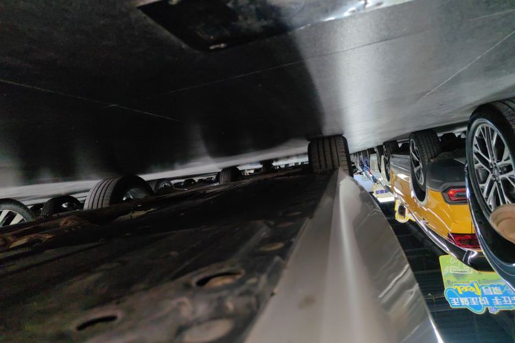 宝马3系GT 2019款 320i M运动套装局部细节9002