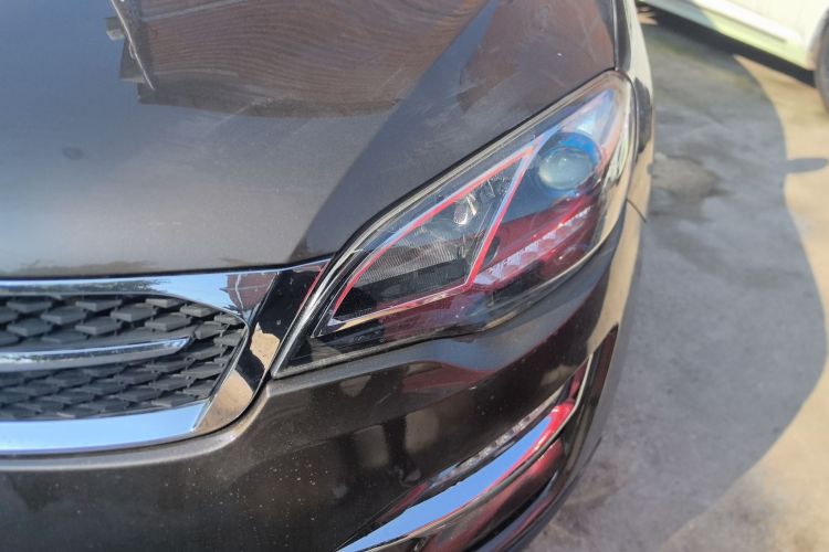 众泰 大迈X5 2017款 升级版 1.5T CVT知县型局部细节36