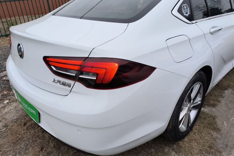 别克 君威 2019款 20T 精英型 国VI车身外观6006