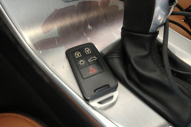 沃尔沃S60 2018款 S60L T3 智进进取版中控内饰7001