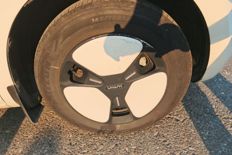 长安Lumin 2022款 301km 蜜甜款车身外观6007