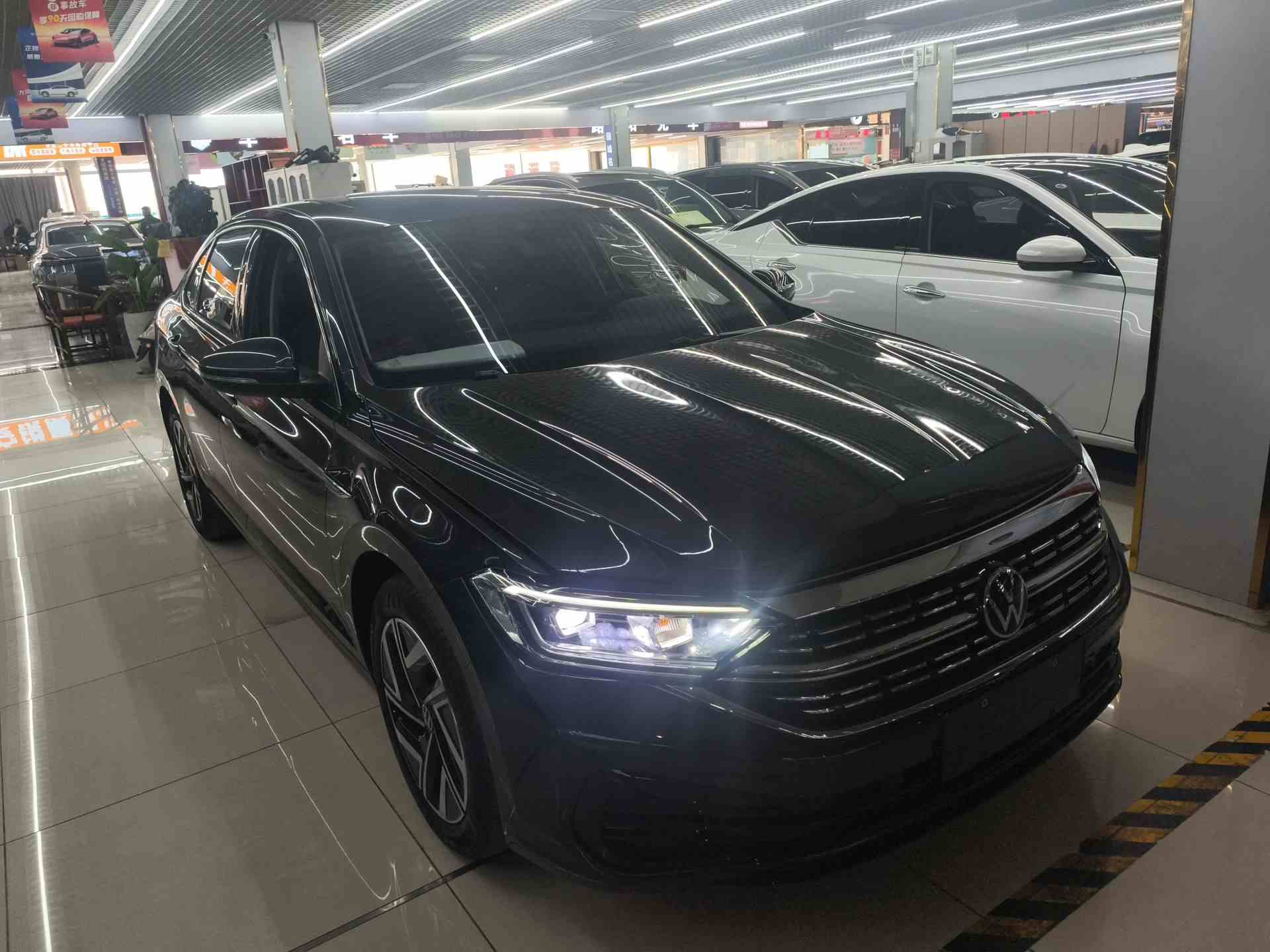 大众 速腾 2025款 300TSI DSG超越版(5)
