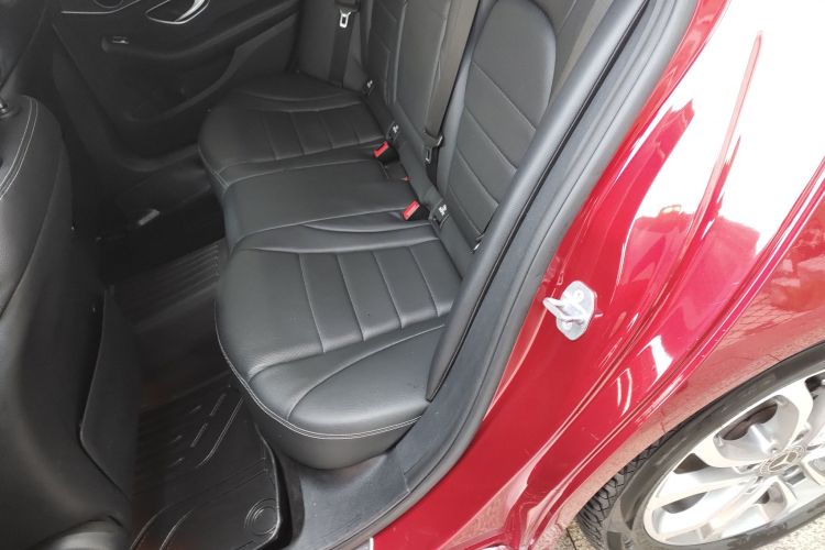 奔驰C级 2018款 C 180 L 时尚型运动版中控内饰21