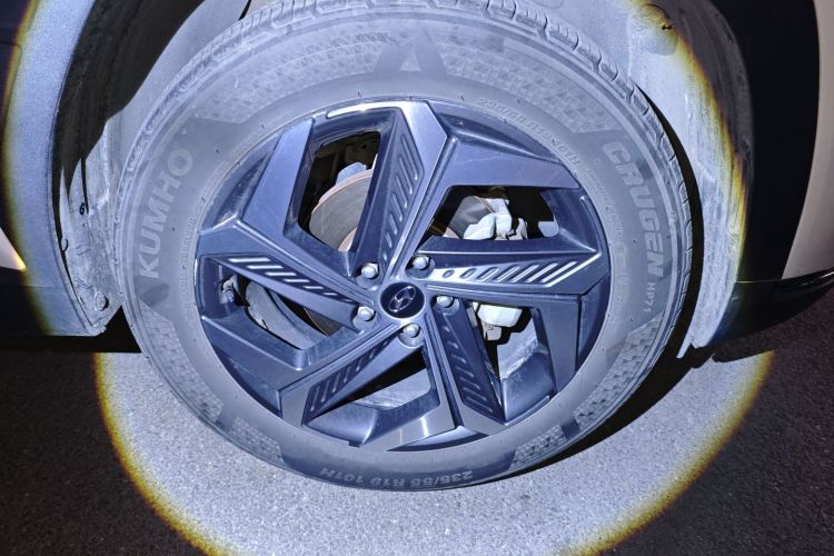 现代 2023款 途胜L 1.5T 自动两驱DLX豪华版车身外观6007