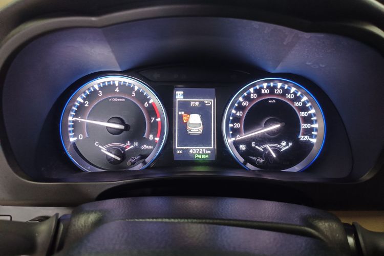 丰田 汉兰达 2018款 2.0T 四驱至尊版 7座 国VI局部细节14