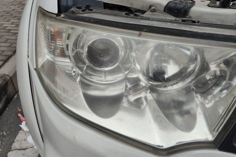 三菱 帕杰罗·劲畅 2013款 3.0L 自动两驱豪华版车身外观6006