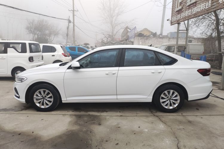 大众 朗逸 2023款 1.5L 自动得逸版车身外观4