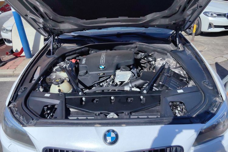 宝马5系 2017款 525Li 豪华设计套装局部细节24