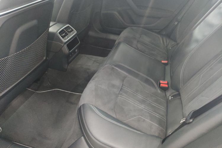 奥迪A7L 2022款 45 TFSI S-line 筑梦未来版中控内饰7004