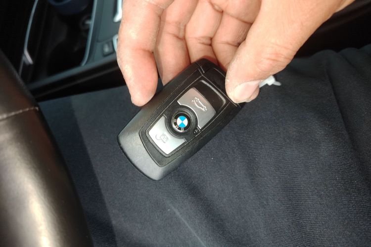 宝马3系 2018款 318Li中控内饰7001