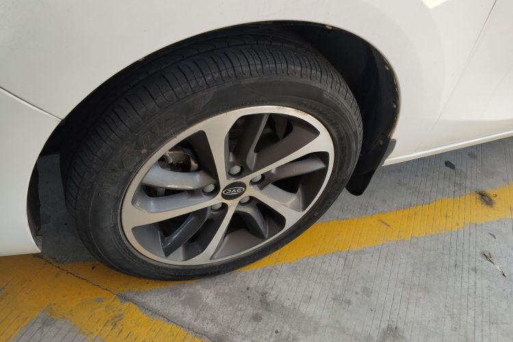 江汽集团 瑞风R3 2019款 1.5T 劲风型 7座车身外观6007