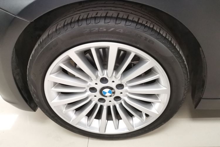 宝马3系 2018款 320Li 时尚型车身外观6007