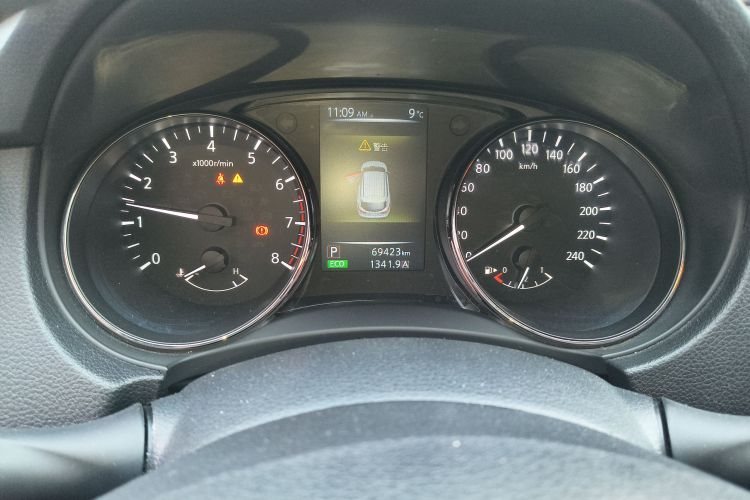 日产 逍客 2017款 2.0L CVT智享版 国V中控内饰14