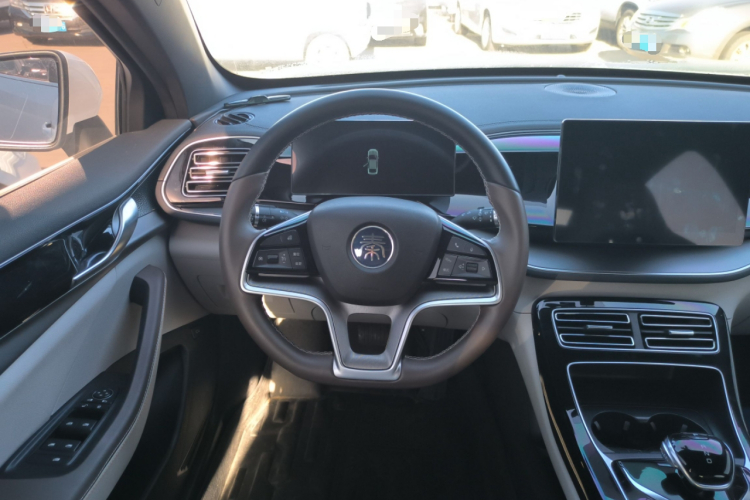 比亚迪 秦PLUS 2023款 冠军版 EV 420KM领先型中控内饰13