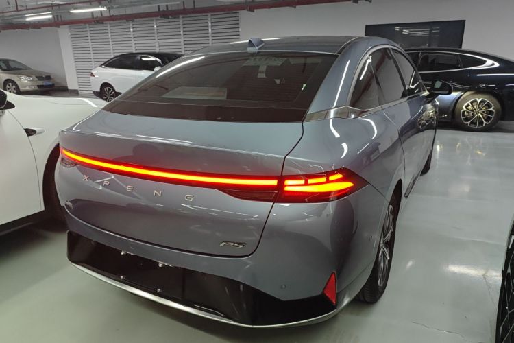 小鹏P5 2021款 550E车身外观6005