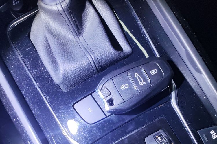 标致508 2015款 1.6THP 自动致臻版中控内饰7001