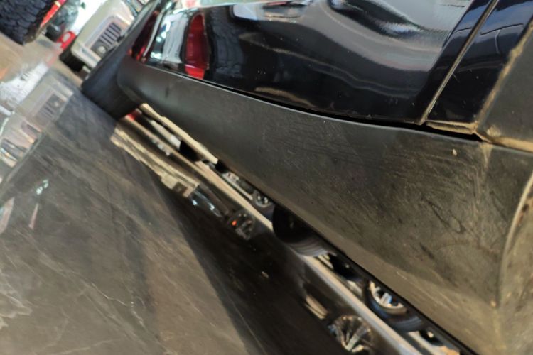 特斯拉 Model Y 2024款 长续航全轮驱动版局部细节9001