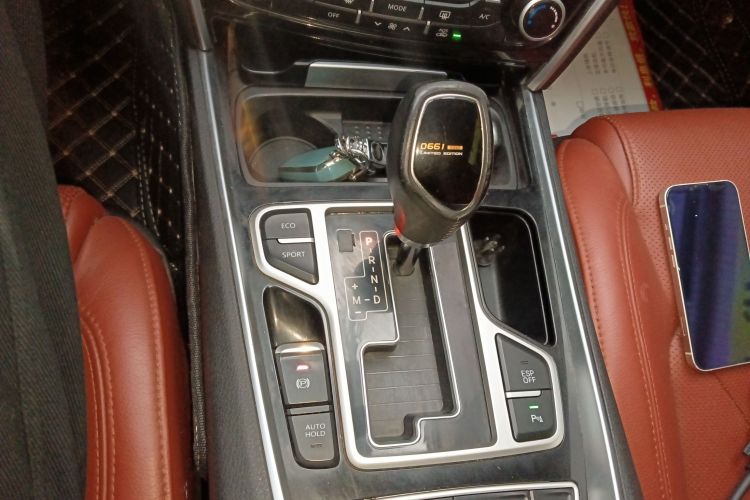 吉利汽车 博瑞 2015款 礼宾限量版 1.8T 典藏型中控内饰18