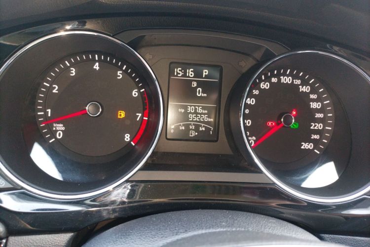 大众 速腾 2018款 1.6L 自动舒适型中控内饰14