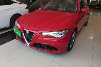阿尔法·罗密欧 Giulia朱丽叶 2020款 2.0T 280HP 豪华版