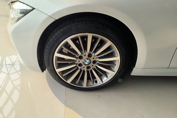 宝马3系 2019款 320Li 时尚型车身外观6007