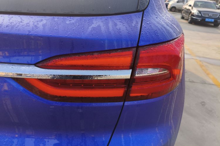 荣威MARVEL X 2018款 后驱版车身外观9