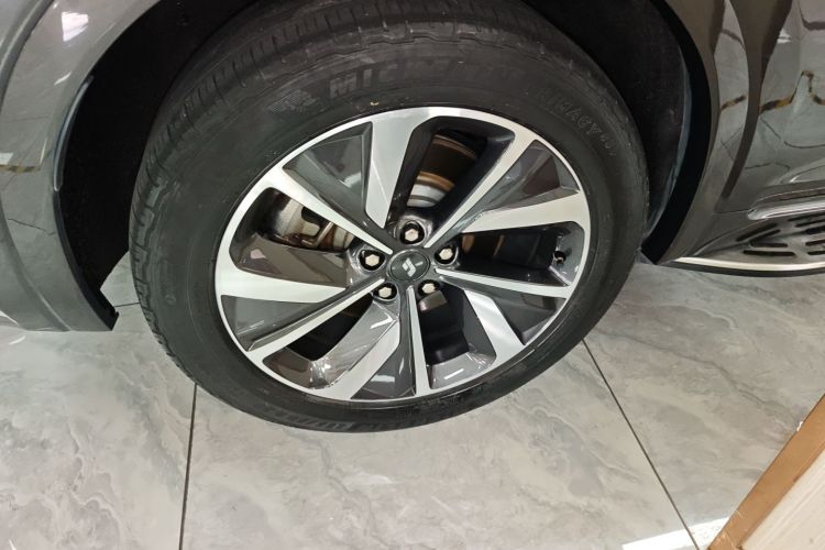 理想汽车 理想ONE 2021款 增程6座版车身外观6002