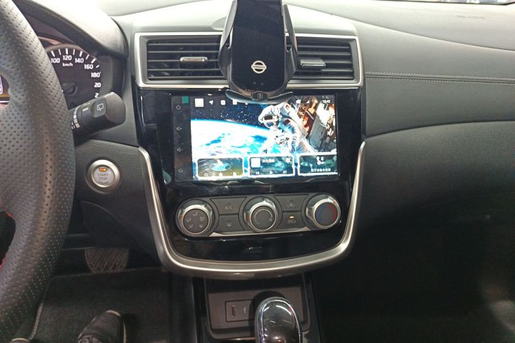 日产 骐达TIIDA 2024款 1.6L CVT智行版中控内饰16