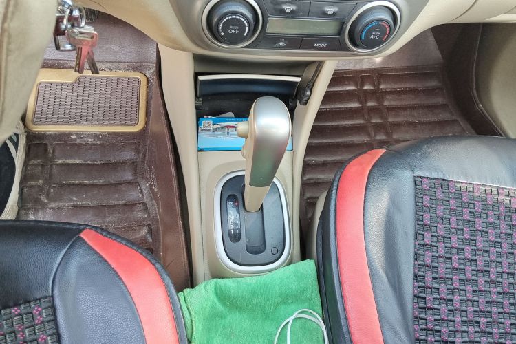 日产 轩逸 2016款 经典 1.6XE 自动领先版中控内饰18