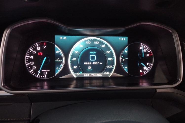众泰 大迈X7 2018款 2.0T 自动至尊型中控内饰14