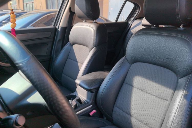 观致5 2016款 1.6T 自动精英型局部细节19