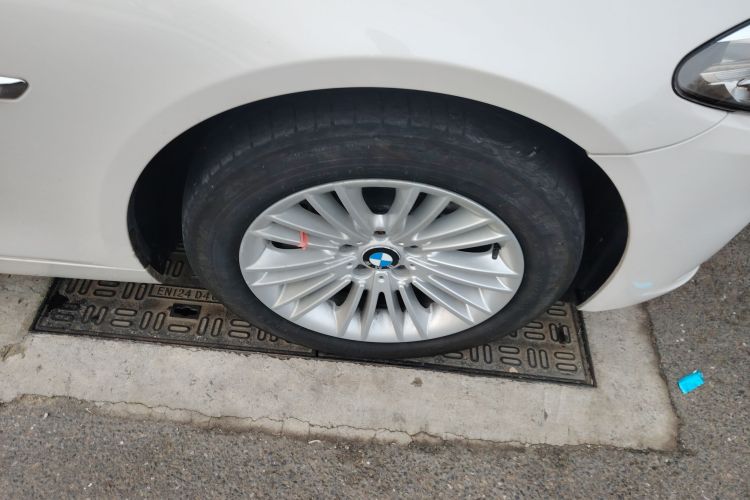 宝马5系 2014款 525Li 领先型车身外观6007