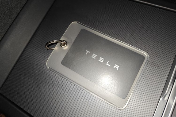 特斯拉 Model 3 2023款 后轮驱动版中控内饰7001