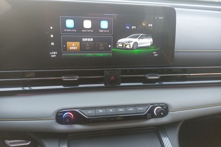 广汽传祺 影豹 2022款 270T DCT J16 R-style赛道版中控内饰16