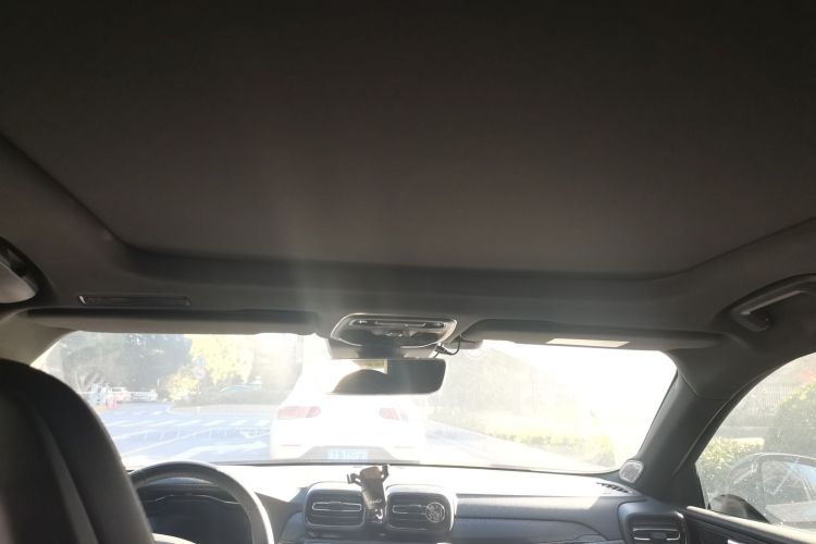 领克03 2021款 1.5TD DCT劲 冠军版中控内饰22