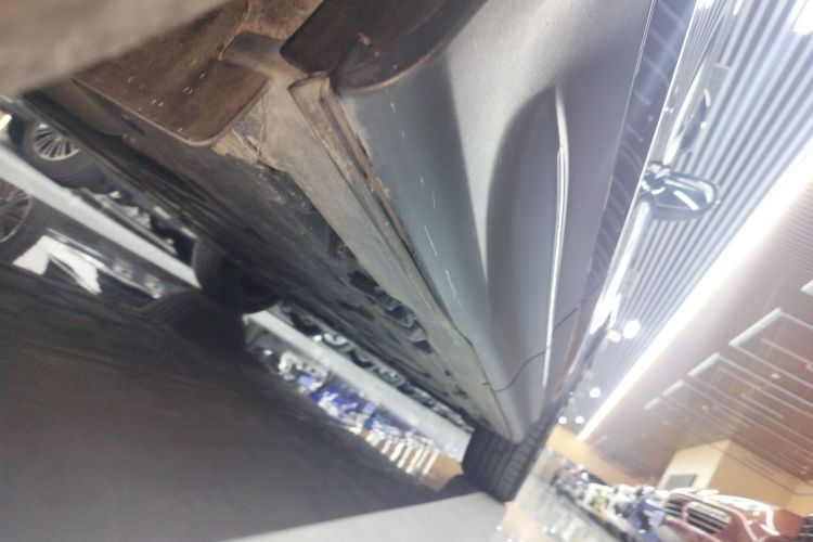 奔驰GLB 2024款 改款 GLB 220 时尚型局部细节9001