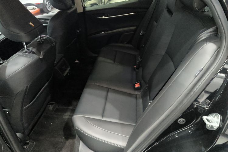 丰田 凯美瑞 2024款 2.0E 精英版中控内饰7004