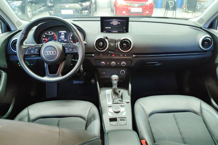 奥迪A3 2019款 Limousine 35 TFSI 时尚型 国VI中控内饰7002