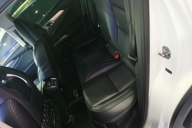 领克01 2017款 2.0T 两驱型Pro版中控内饰7004